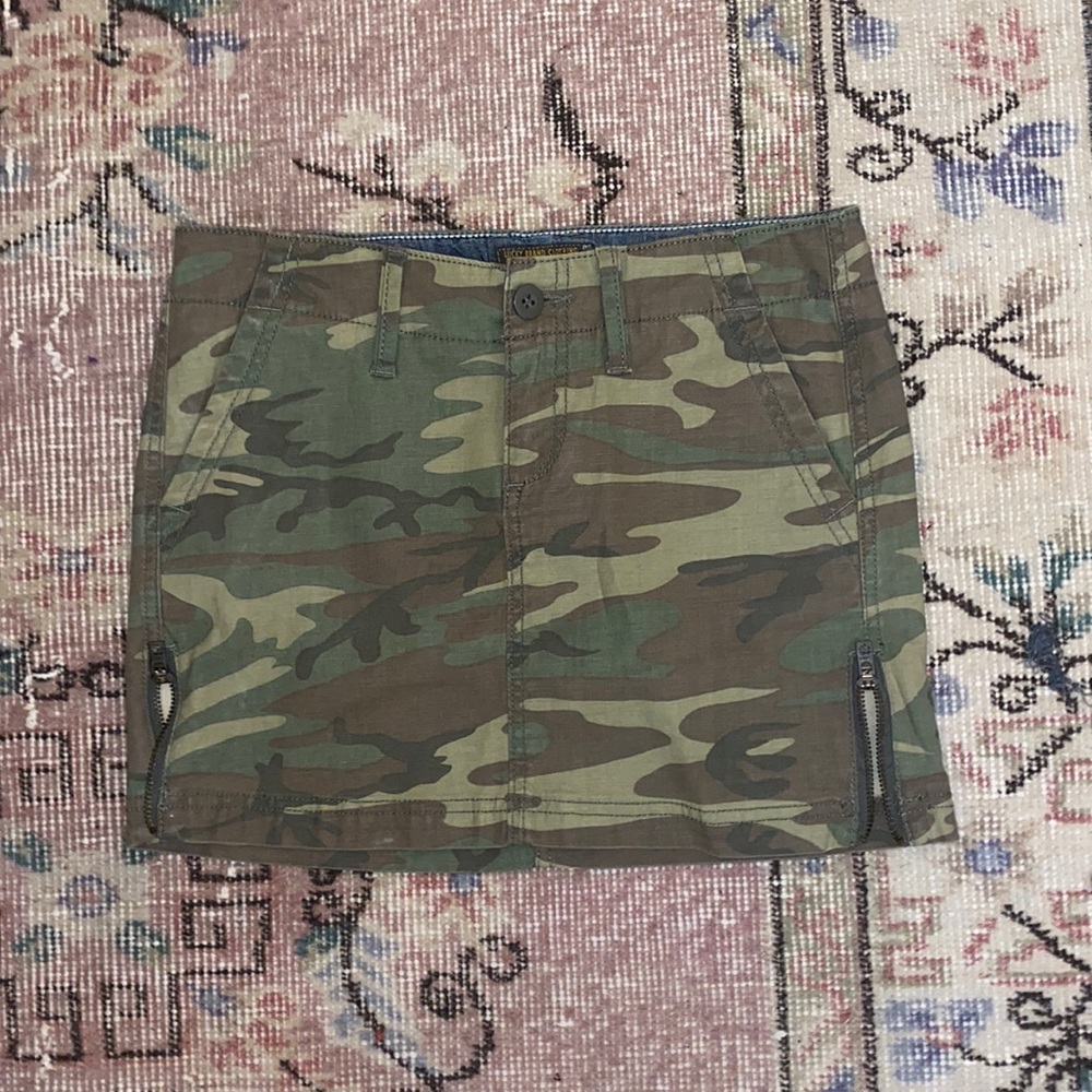 Lucky Brand low rise mini skirt camo